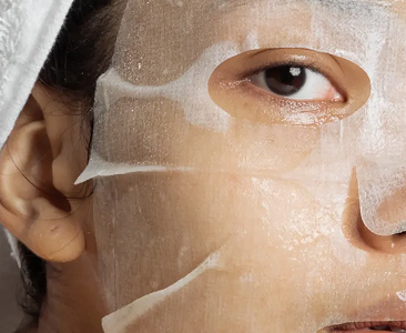 Customized Facial $140 (60 Min) Per Session Customized Facial $140 (60 Min) Per Session